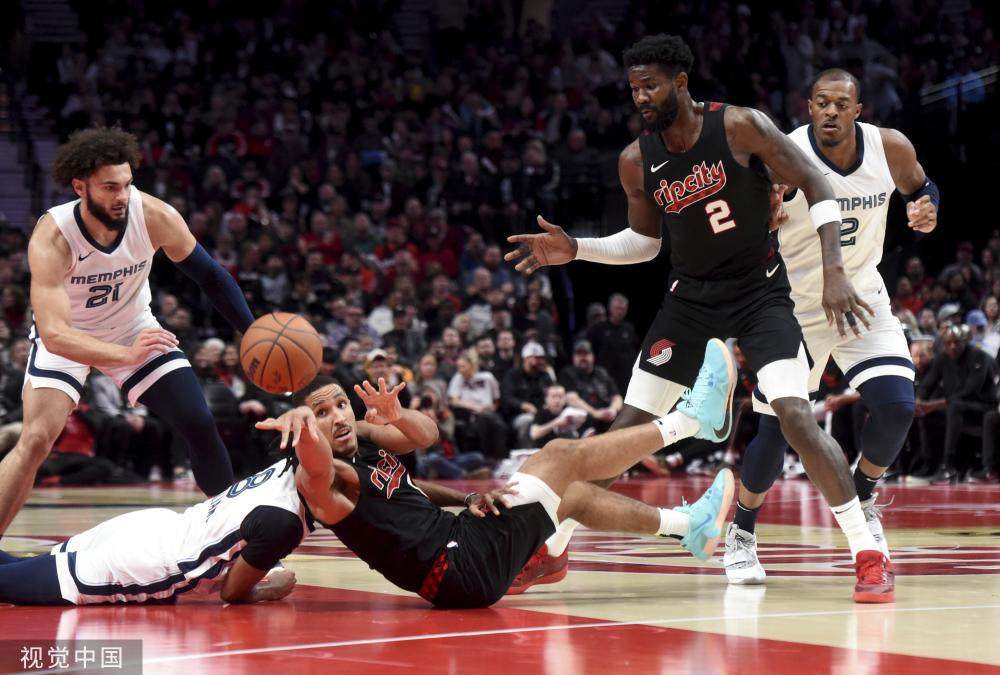 布莱恩特在 布莱恩特在