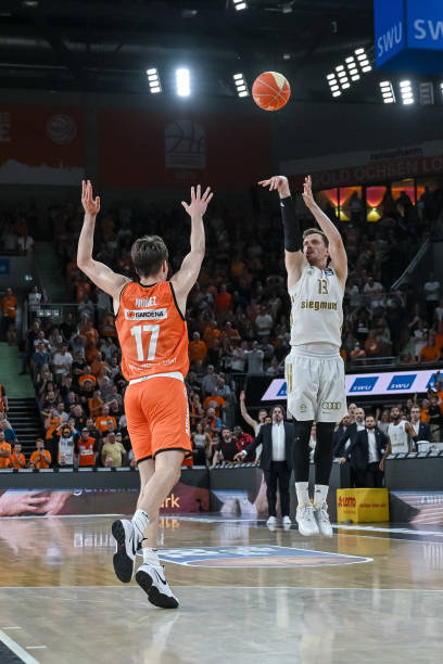 发了广泛关 发了广泛关