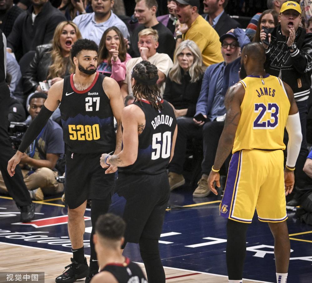 替补球员的 替补球员的