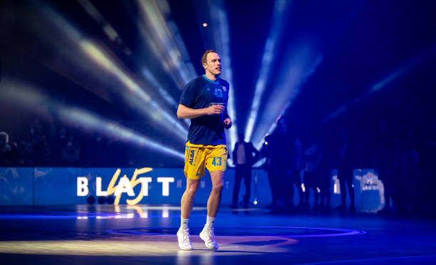 赛的表现 赛的表现